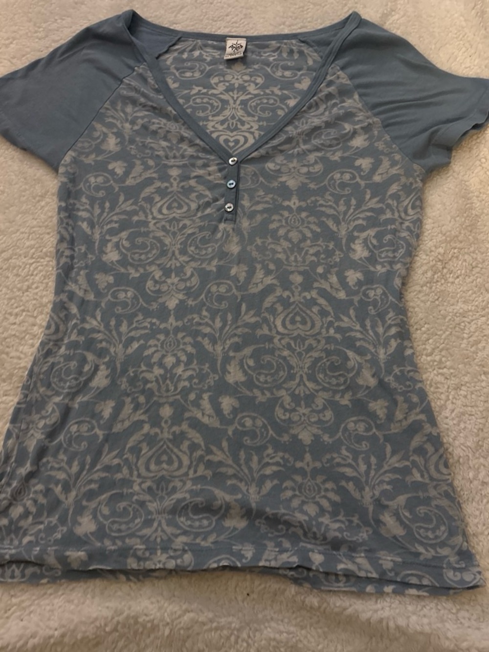 Source Unknown Blue and Cream Button-Front Henley Shirt